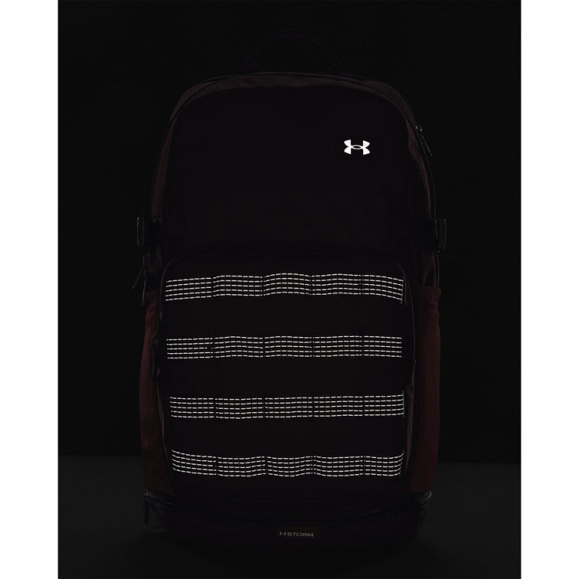 Triumph Sport Backpack | Dark Maroon/Halo Gray