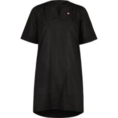LataniaM. | Deep Black